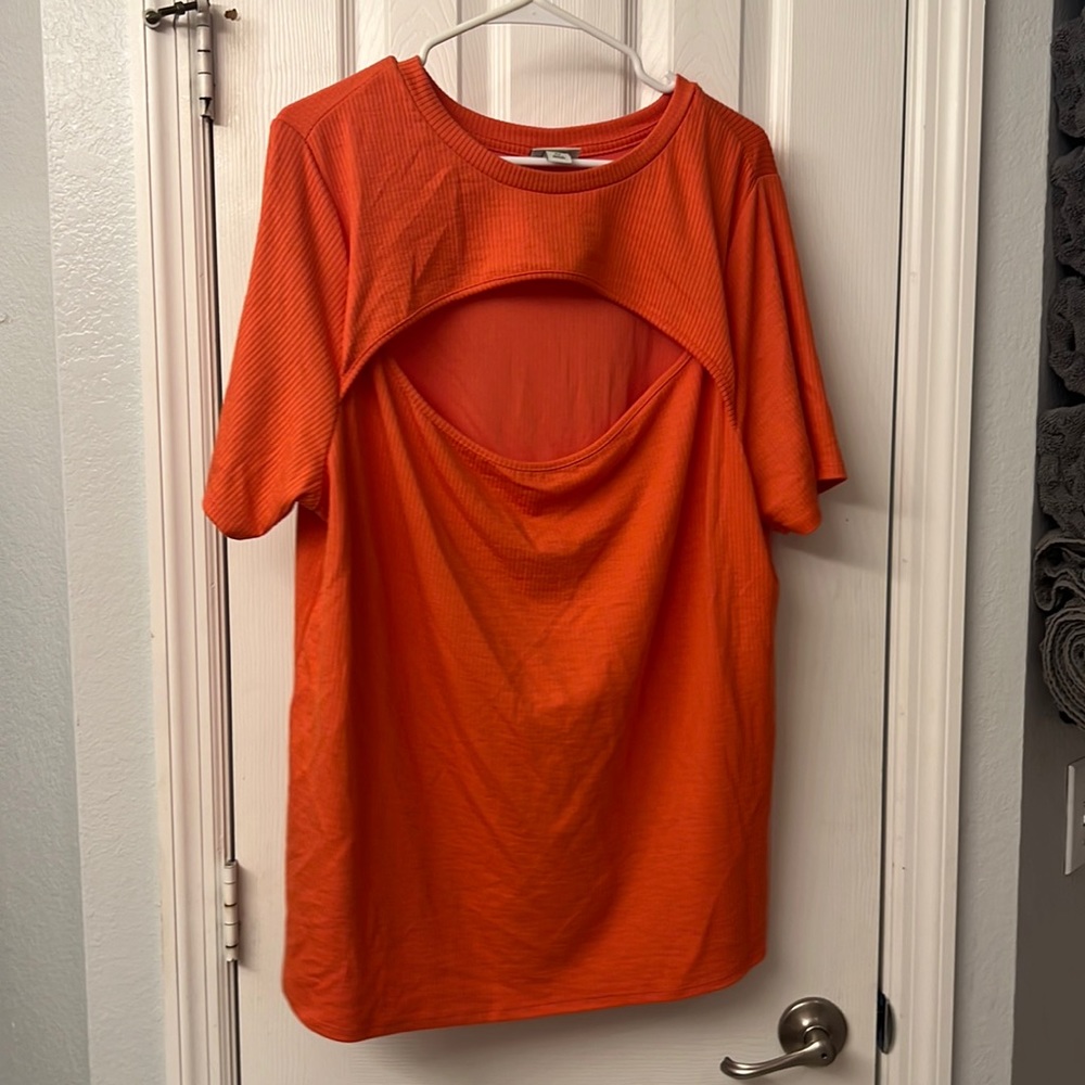 Ava & Vic plus size top